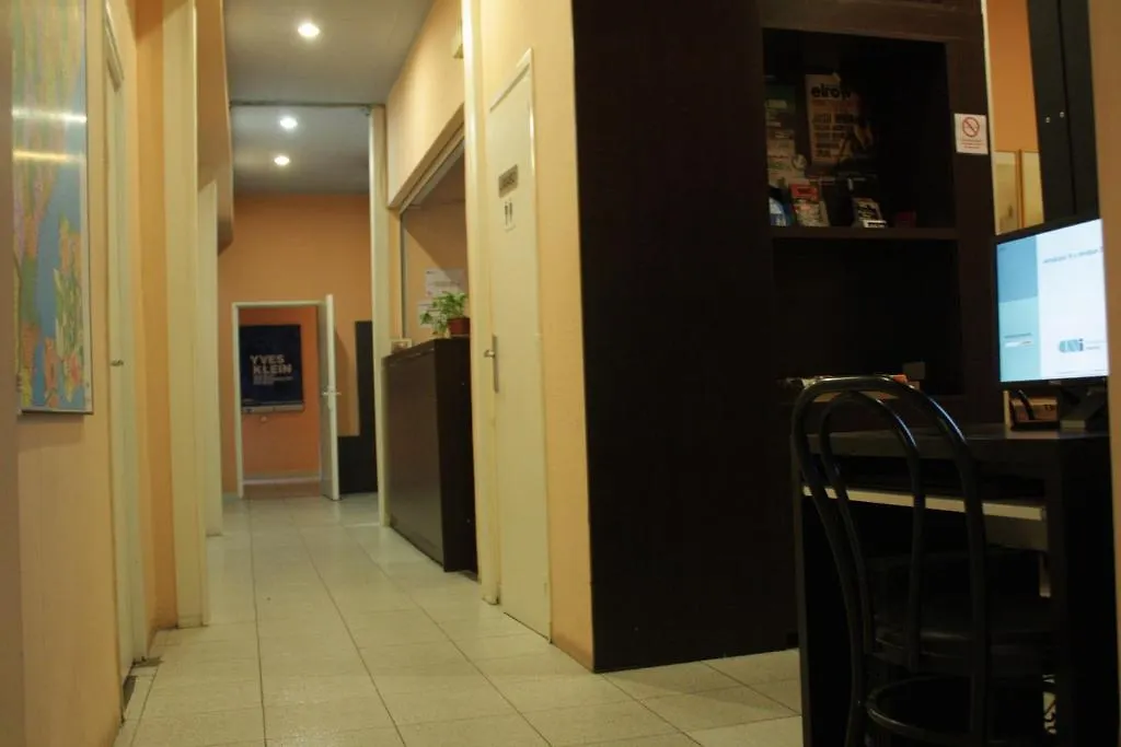 Guest house Hostal Baires Barcelona Spain