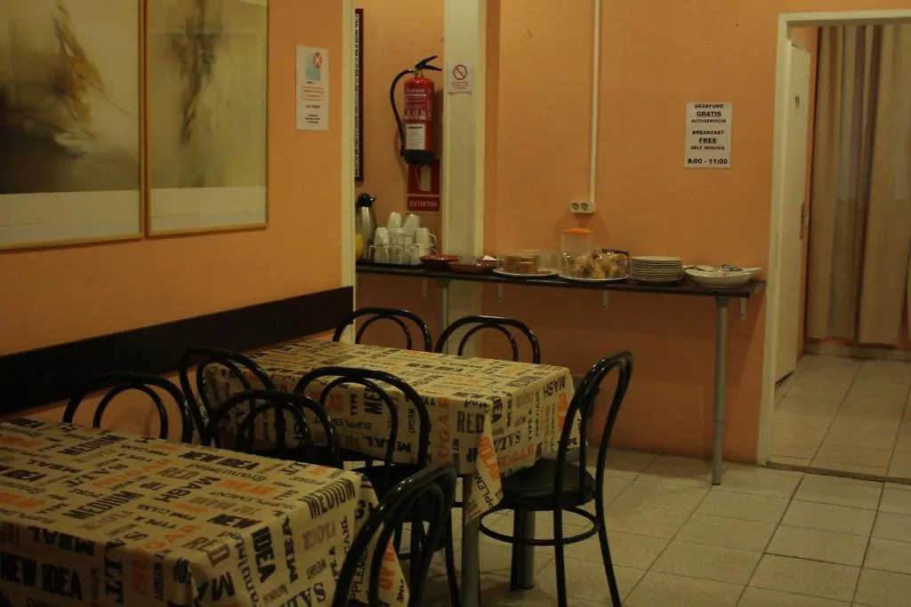 Hostal Baires Barcelona